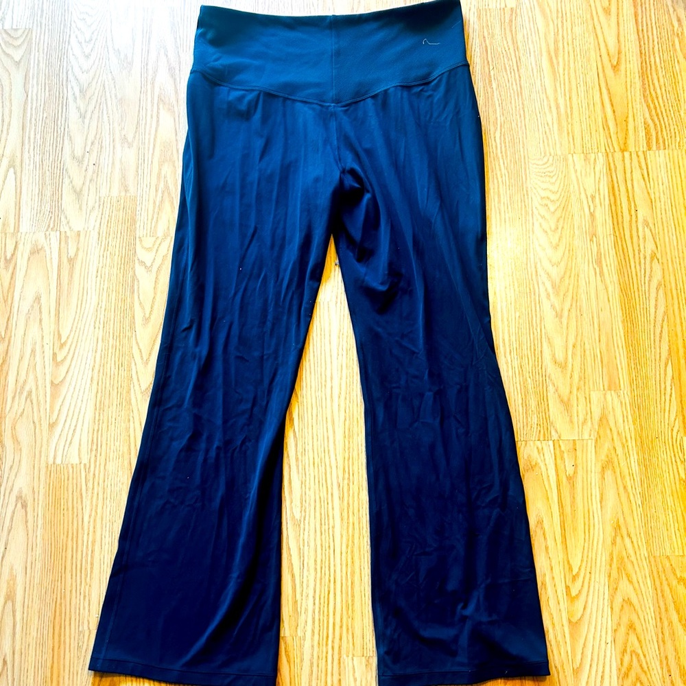 Dark blue Athleta yoga pants sz 2x